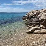Rd - Private Paradise With Pool & Beautiful Garden - Minimum 4-night Apartment *