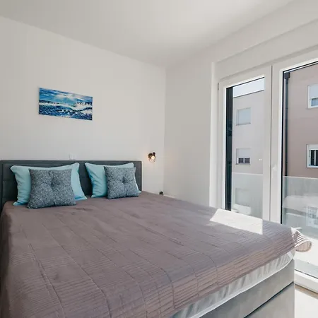 Rd - Private Paradise With Pool & Beautiful Garden - Minimum 4-night